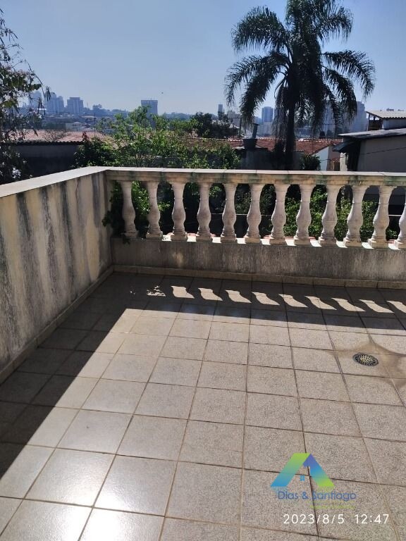 Sobrado à venda com 3 quartos, 200m² - Foto 8