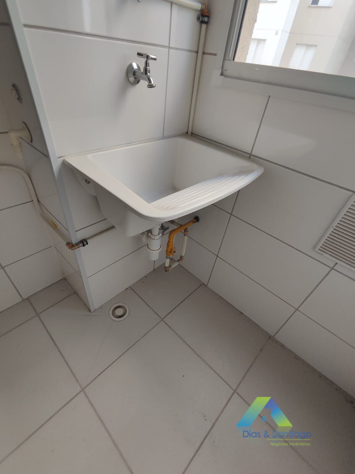 Apartamento à venda com 2 quartos, 40m² - Foto 11