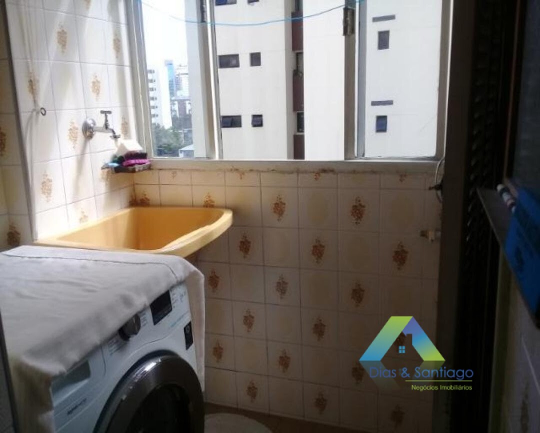 Apartamento à venda com 2 quartos, 70m² - Foto 9