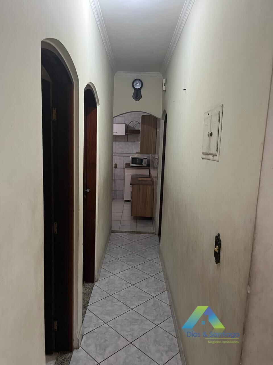 Sobrado à venda com 6 quartos, 240m² - Foto 4