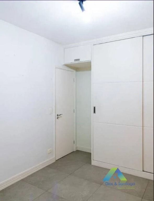 Apartamento à venda com 1 quarto, 42m² - Foto 10