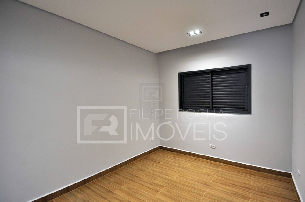 Casa, 3 quartos, 250 m² - Foto 4