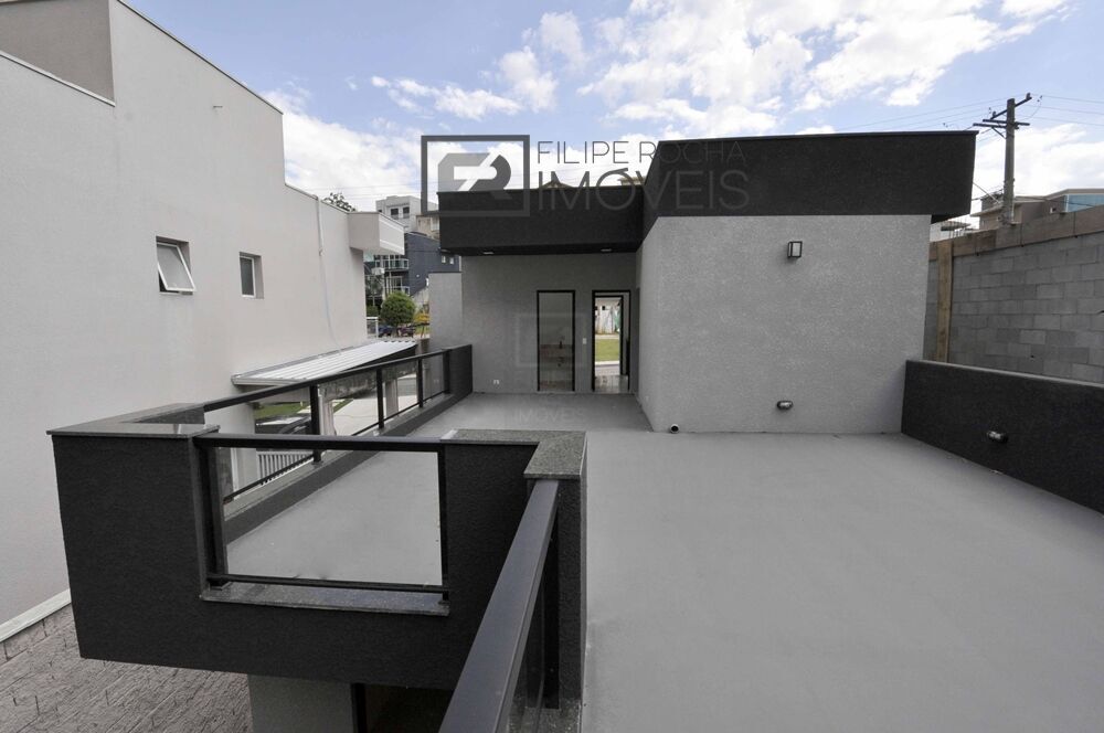 Casa à venda com 4 quartos, 248m² - Foto 31