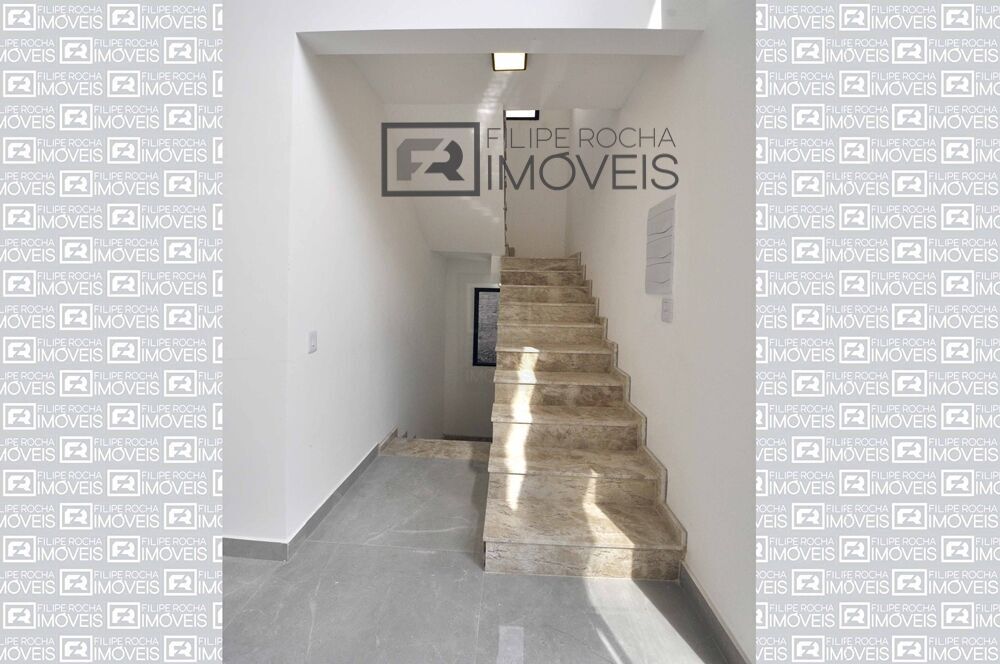 Casa à venda com 4 quartos, 248m² - Foto 4