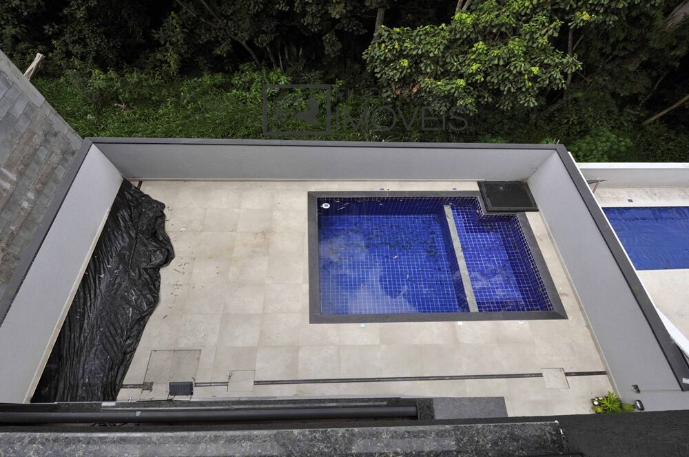Casa à venda com 4 quartos, 248m² - Foto 30