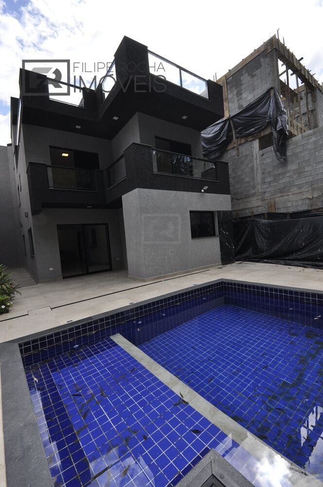 Casa à venda com 4 quartos, 248m² - Foto 8