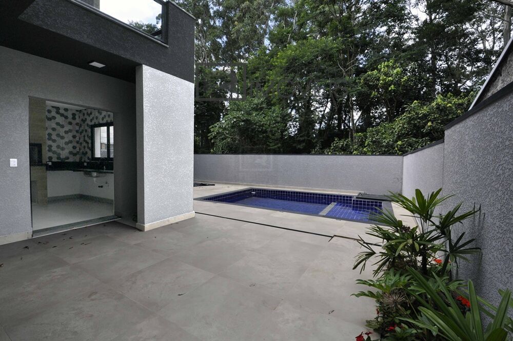 Casa à venda com 4 quartos, 248m² - Foto 16