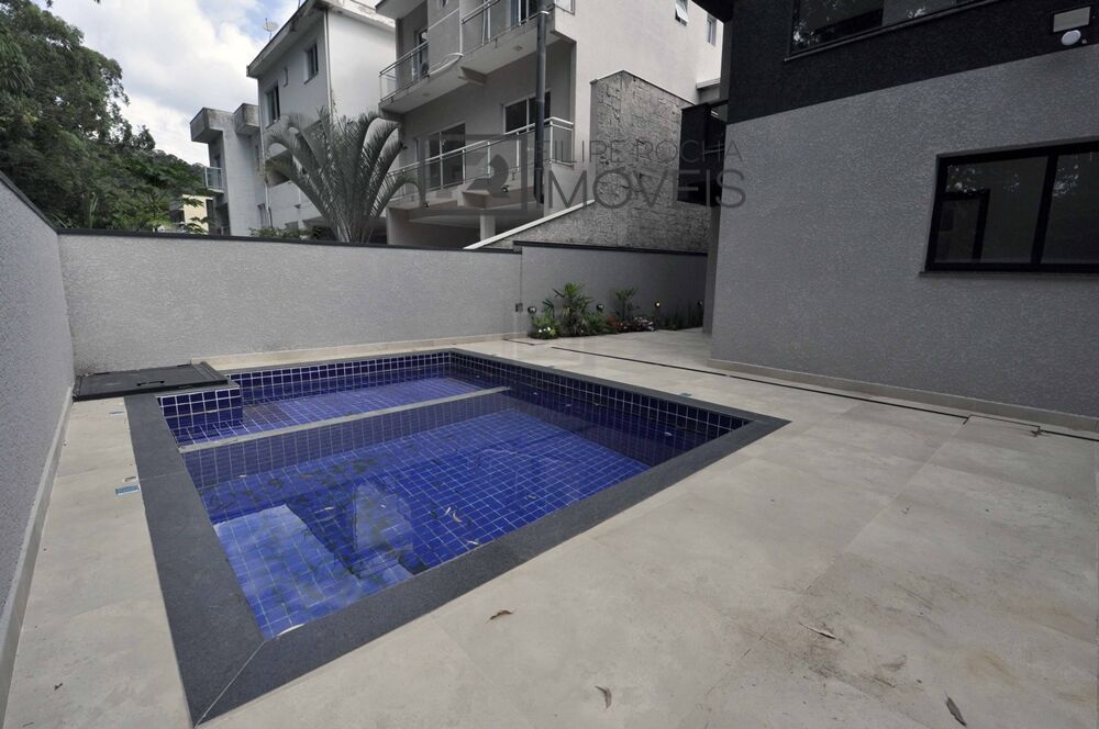 Casa à venda com 4 quartos, 248m² - Foto 11