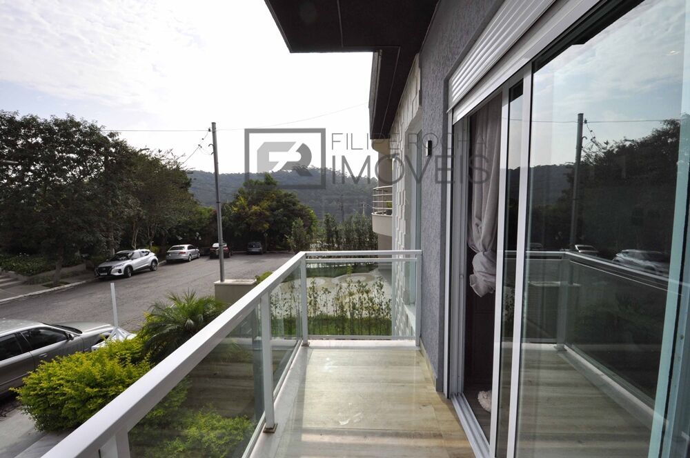 Casa à venda com 3 quartos, 252m² - Foto 27
