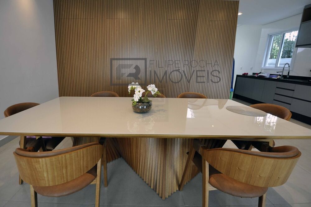Casa à venda com 3 quartos, 252m² - Foto 10