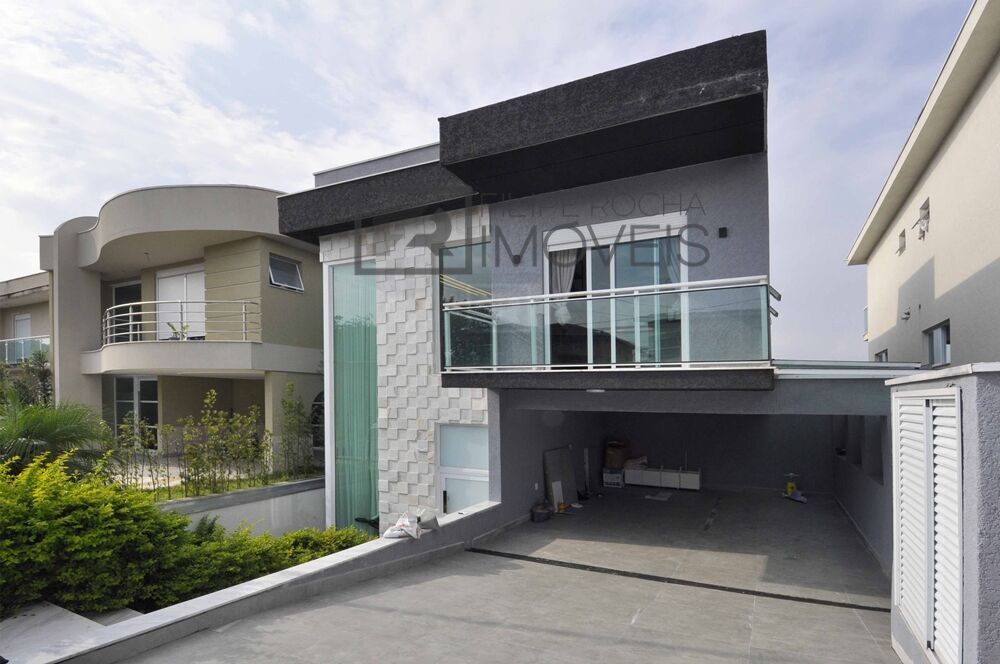 Casa à venda com 3 quartos, 252m² - Foto 2