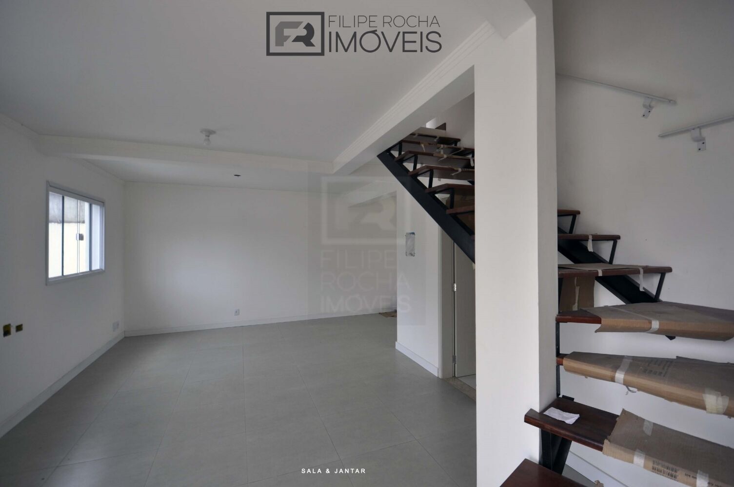 Casa à venda com 3 quartos, 112m² - Foto 5