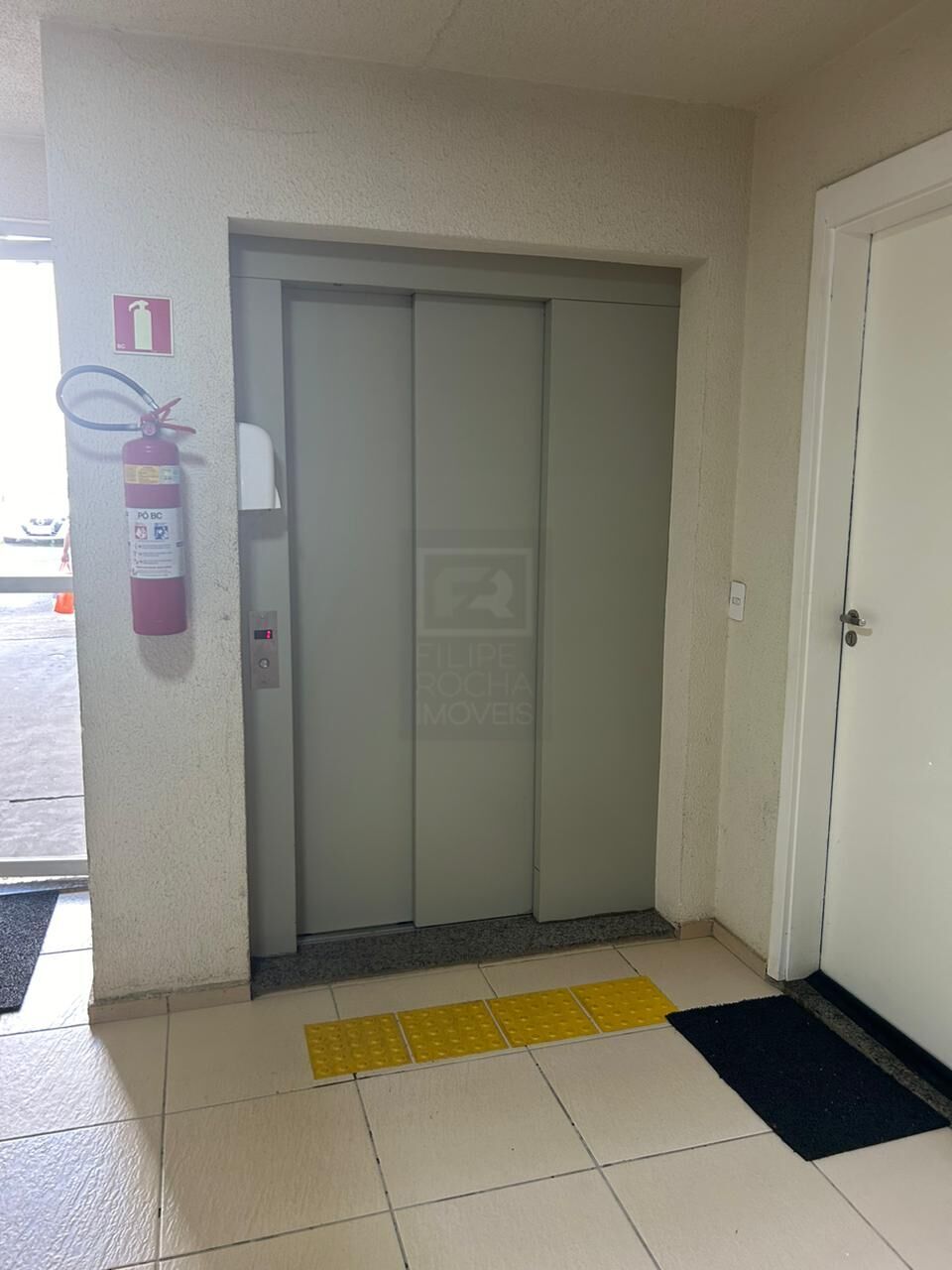 Apartamento à venda com 2 quartos, 48m² - Foto 14