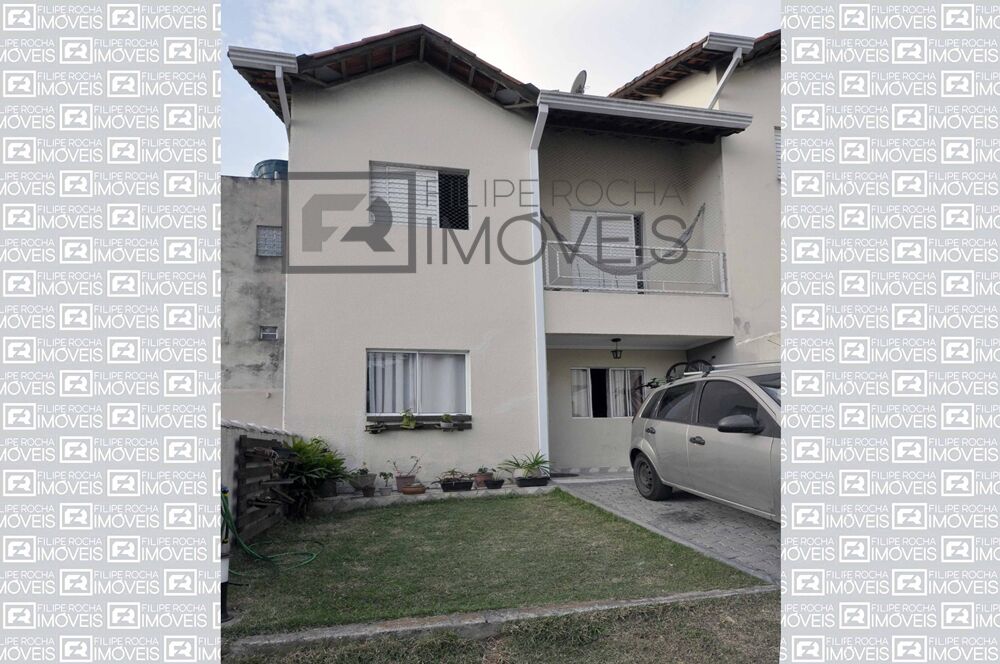 Casa à venda com 2 quartos, 70m² - Foto 3
