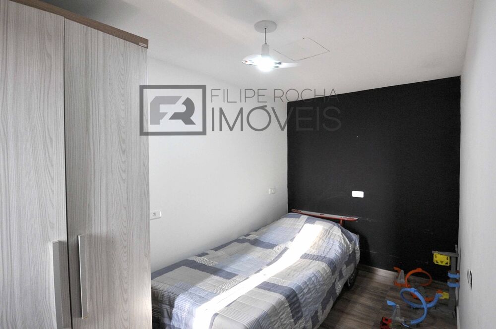 Casa à venda com 2 quartos, 70m² - Foto 6