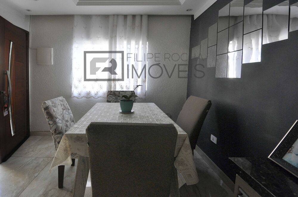 Casa à venda com 2 quartos, 70m² - Foto 9