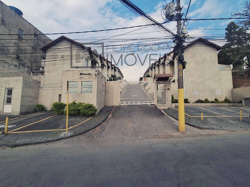 Casa à venda com 2 quartos, 70m² - Foto 1