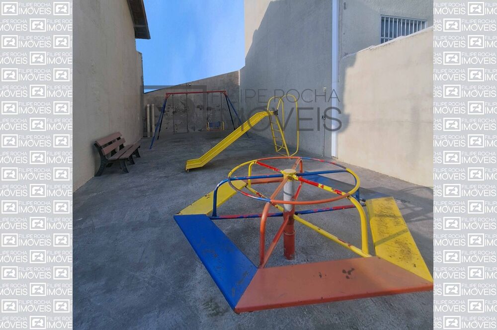 Casa à venda com 2 quartos, 70m² - Foto 26