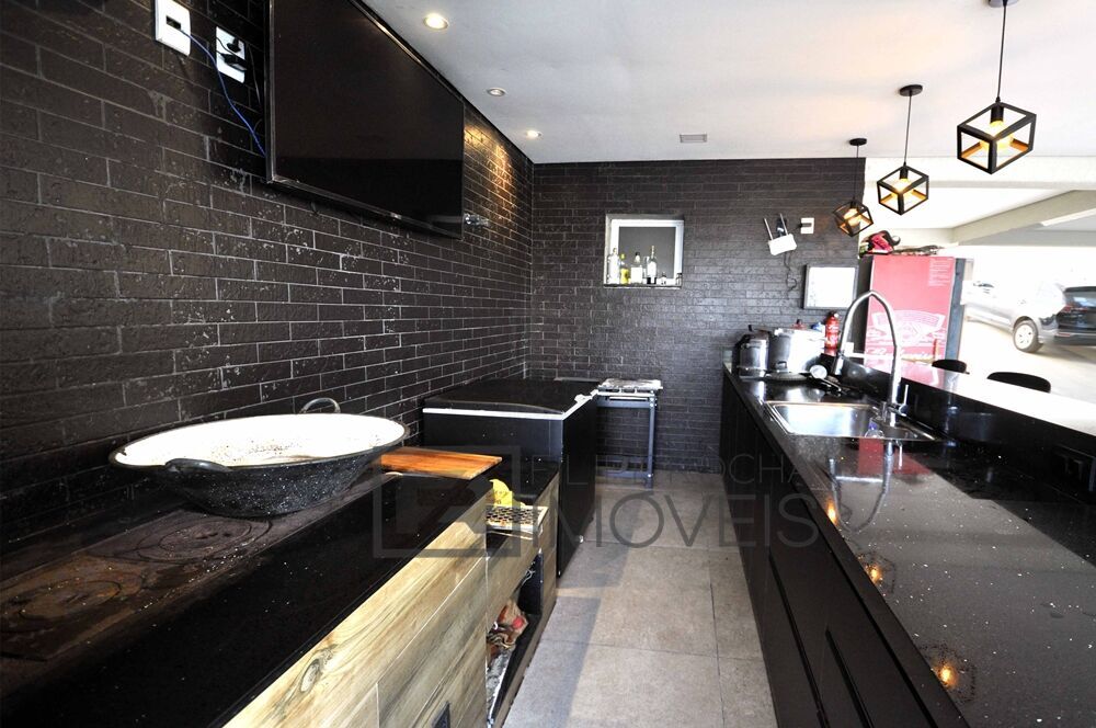 Casa, 3 quartos, 252 m² - Foto 47