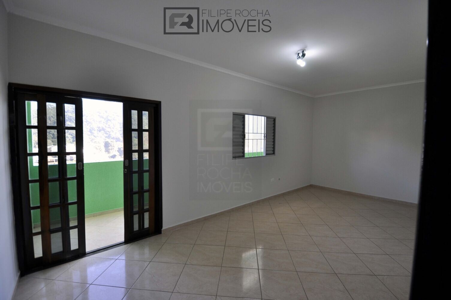 Casa à venda com 3 quartos, 376m² - Foto 10