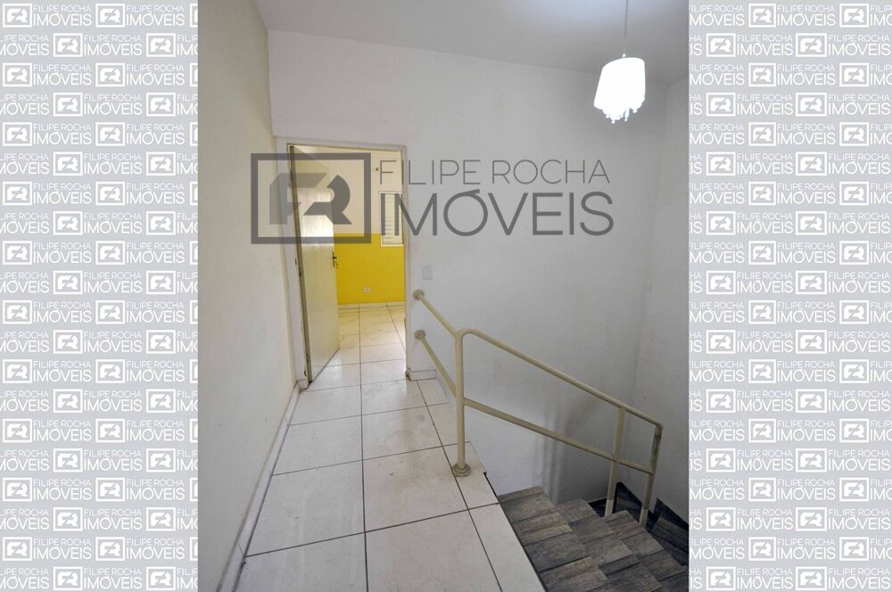 Casa à venda com 2 quartos, 60m² - Foto 5