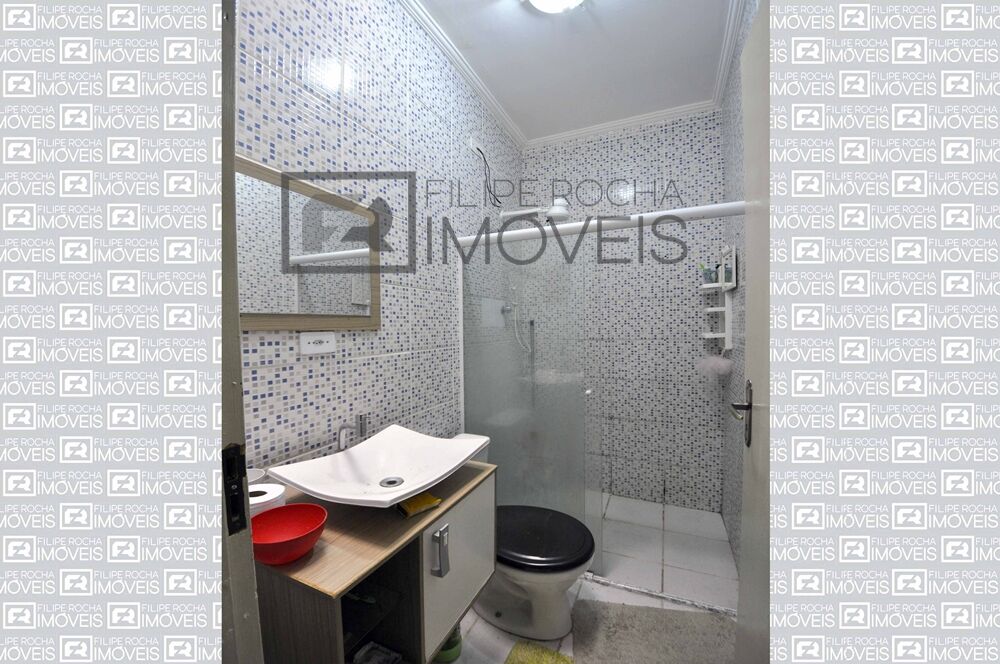 Casa à venda com 2 quartos, 60m² - Foto 13
