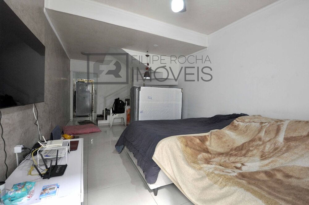 Casa à venda com 2 quartos, 60m² - Foto 3