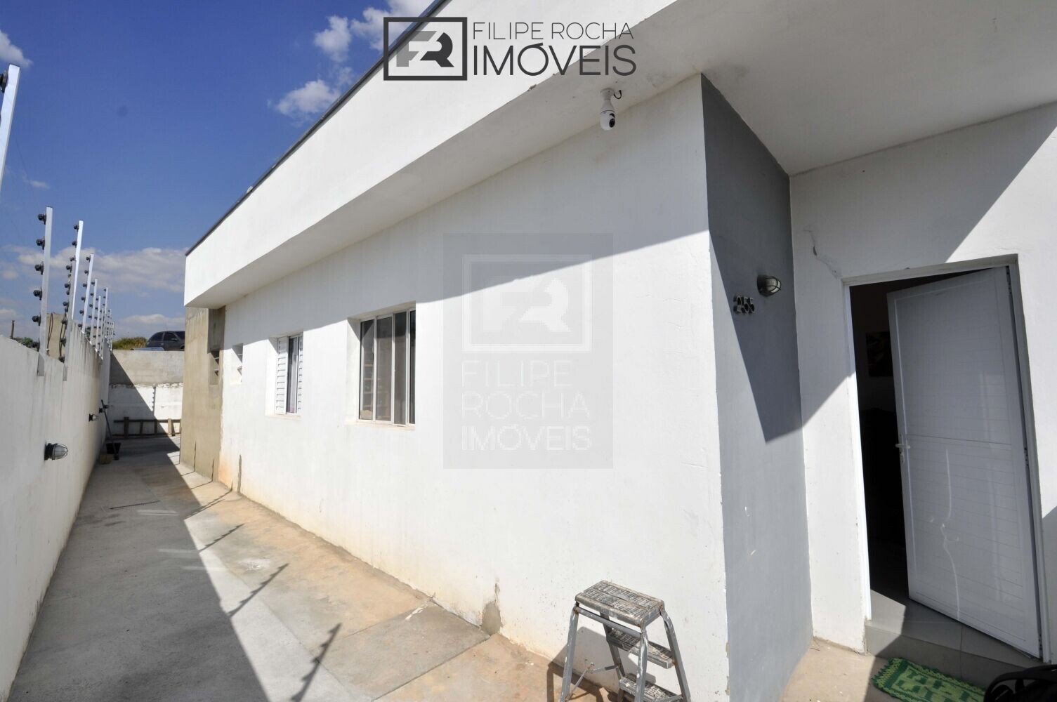 Casa à venda com 2 quartos, 60m² - Foto 19