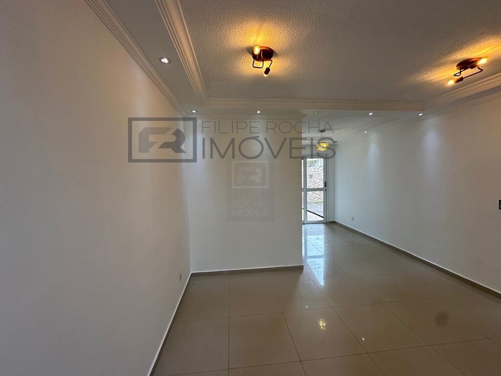 Casa para alugar com 3 quartos, 80m² - Foto 3