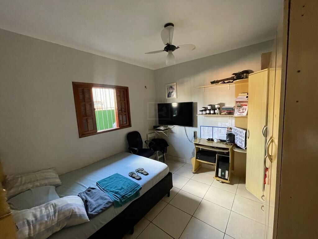 Casa à venda com 3 quartos, 100m² - Foto 14