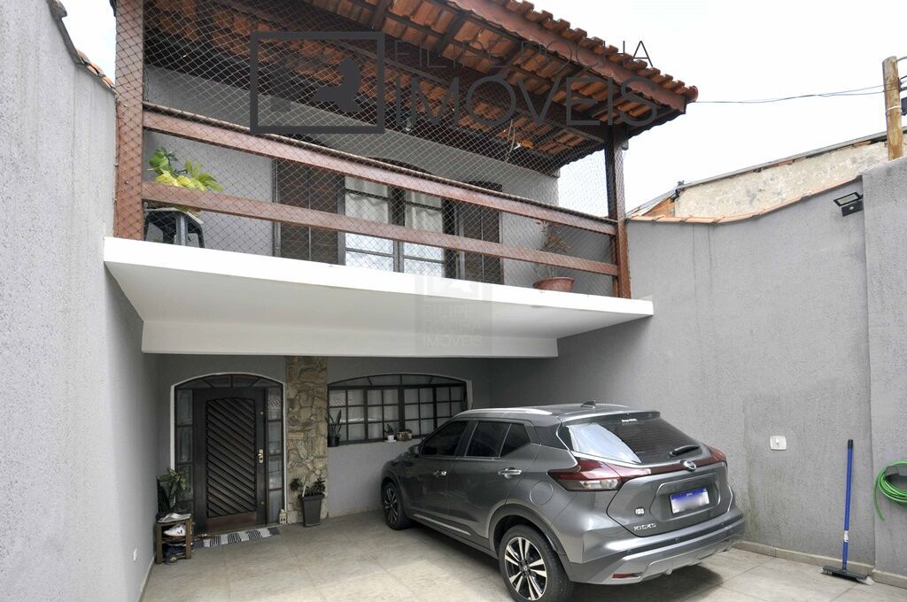 Sobrado à venda com 3 quartos, 127m² - Foto 1