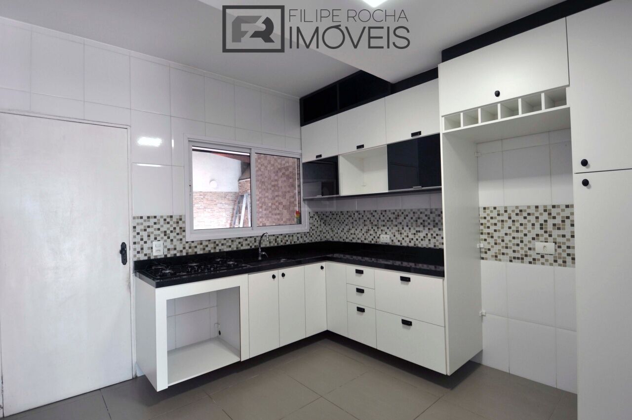 Casa de Condomínio para alugar com 2 quartos, 80m² - Foto 4