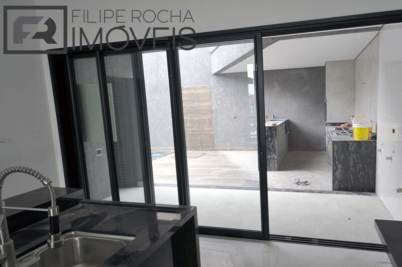 Casa à venda com 3 quartos, 270m² - Foto 27