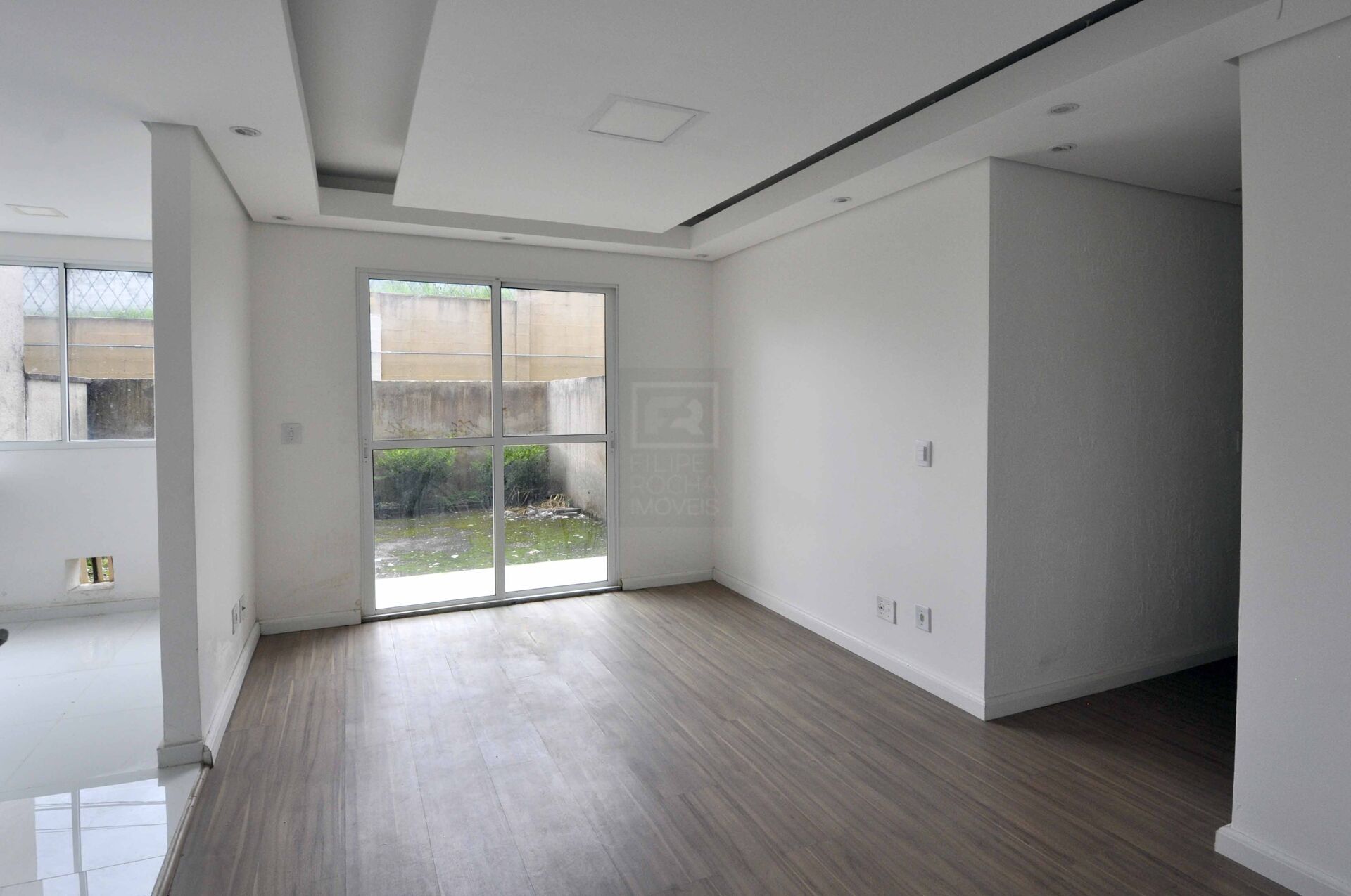 Apartamento à venda com 2 quartos, 60m² - Foto 4