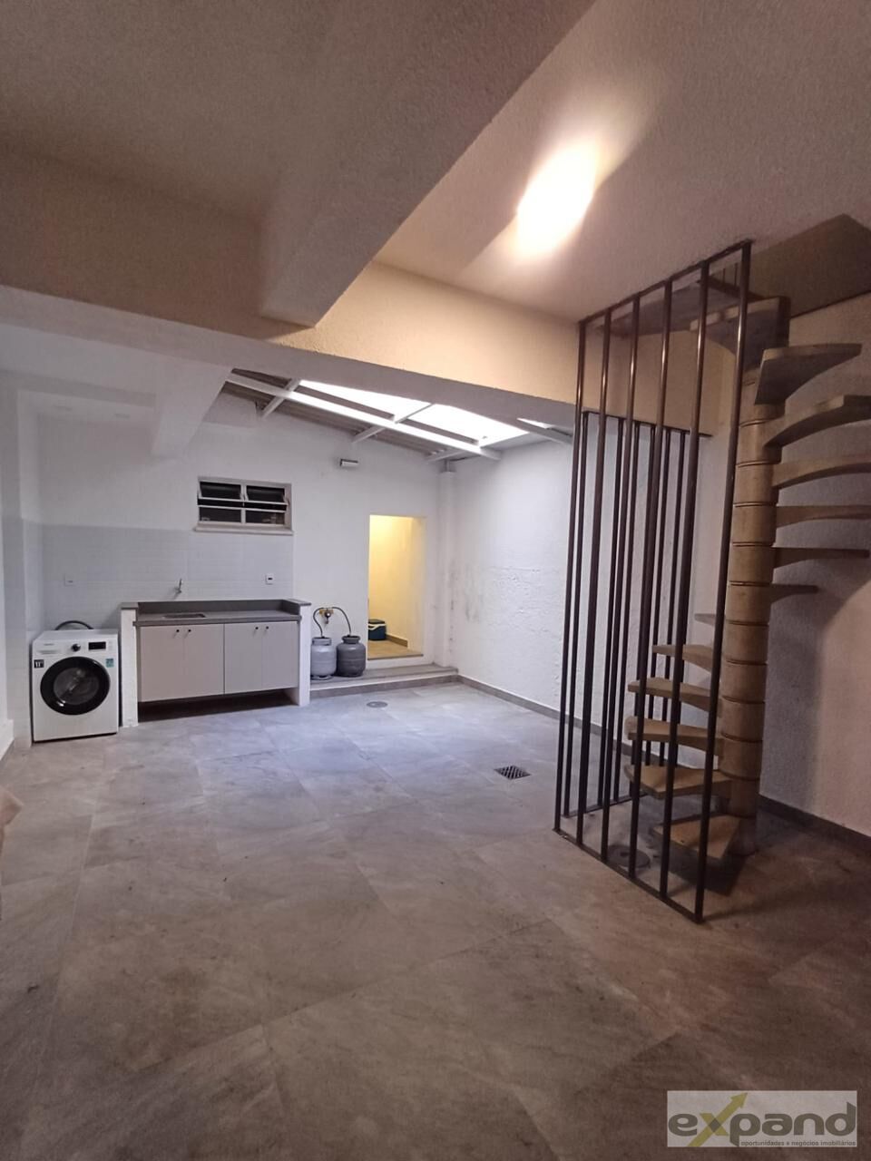 Apartamento à venda com 1 quarto, 91m² - Foto 9