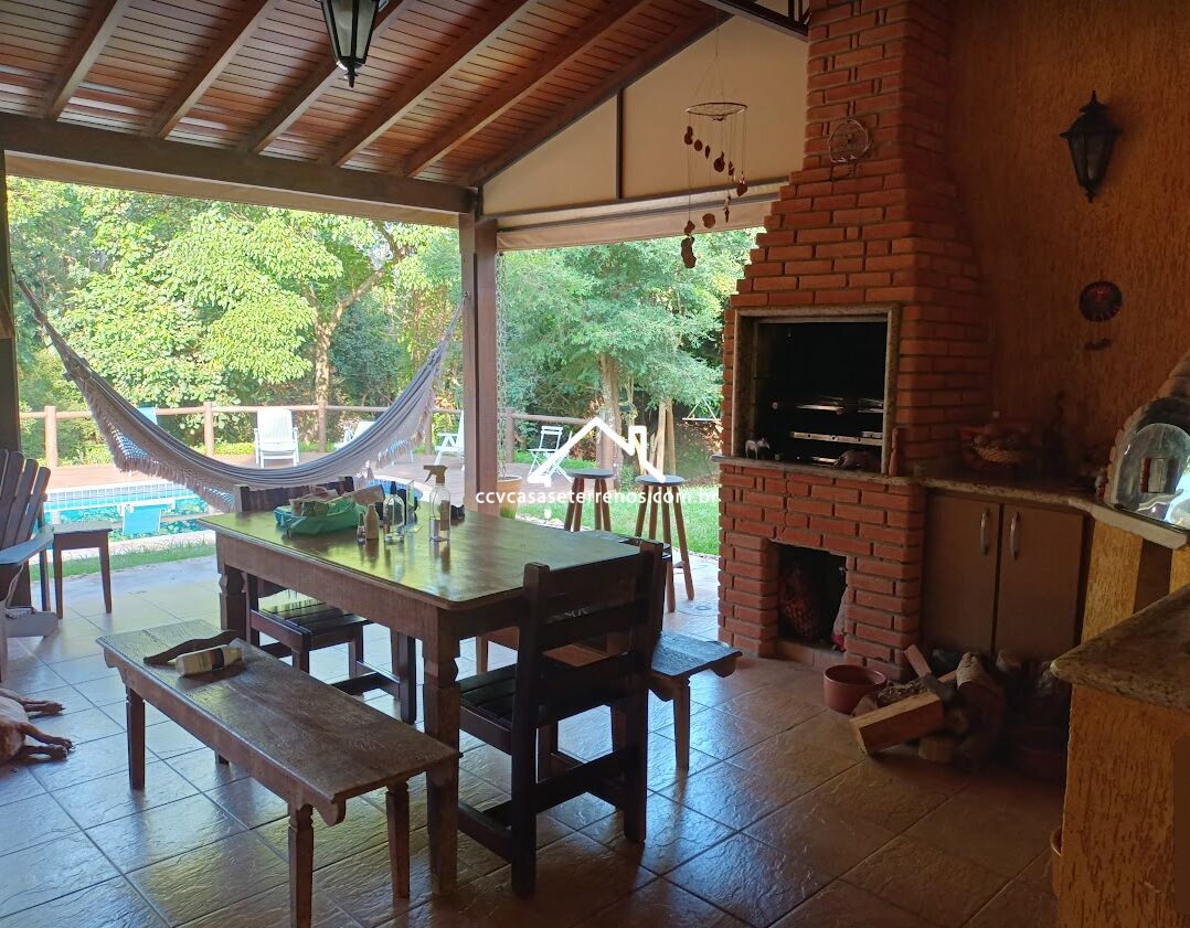 Casa de Condomínio à venda, 370m² - Foto 2