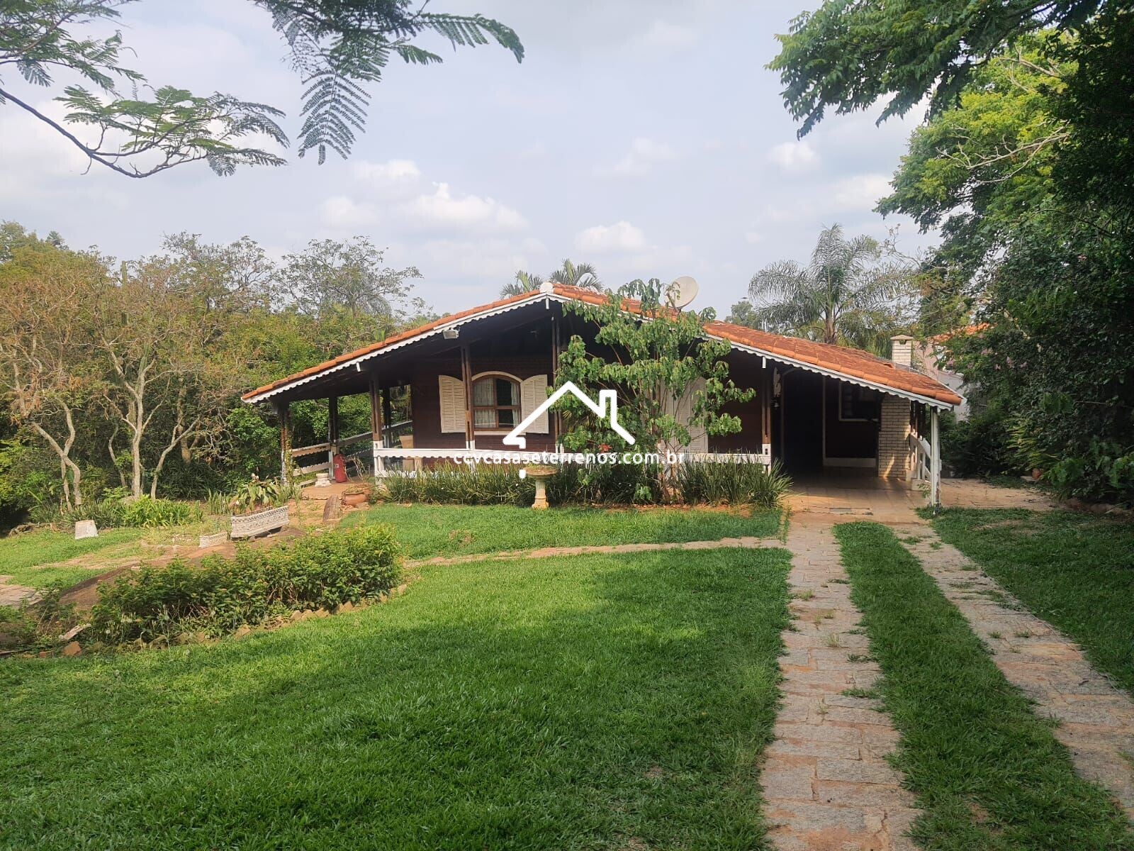 Casa de Condomínio à venda, 1700m² - Foto 1