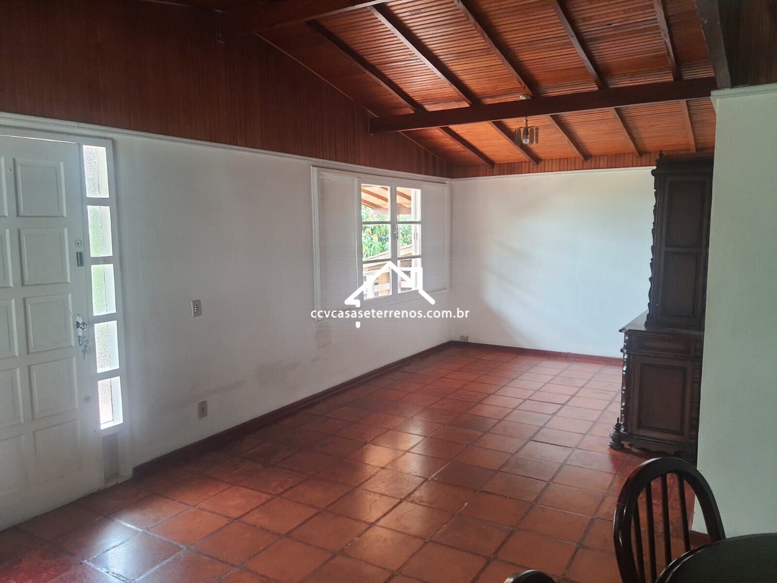 Casa de Condomínio à venda com 3 quartos, 160m² - Foto 2