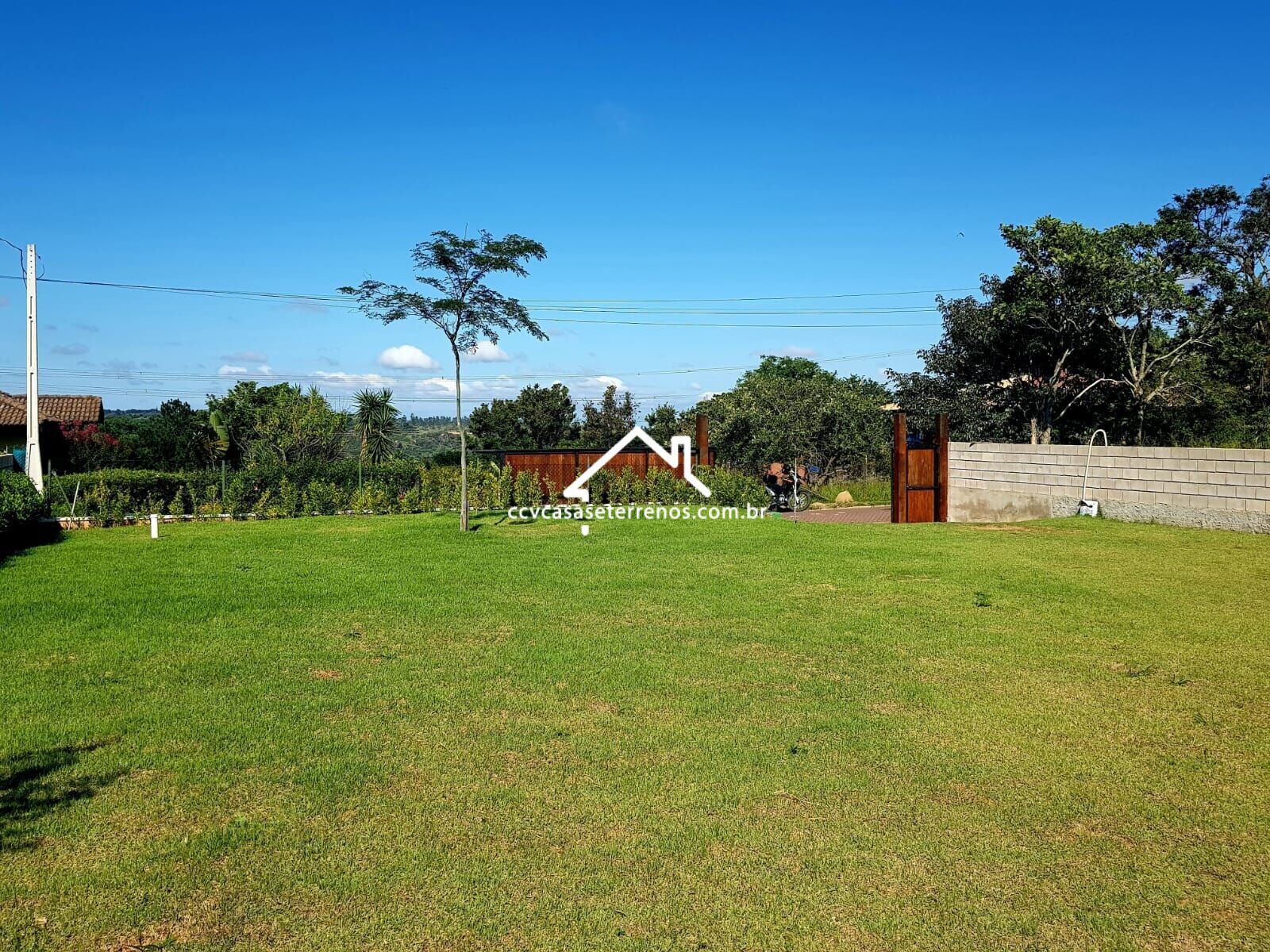 Terreno à venda, 1000m² - Foto 1