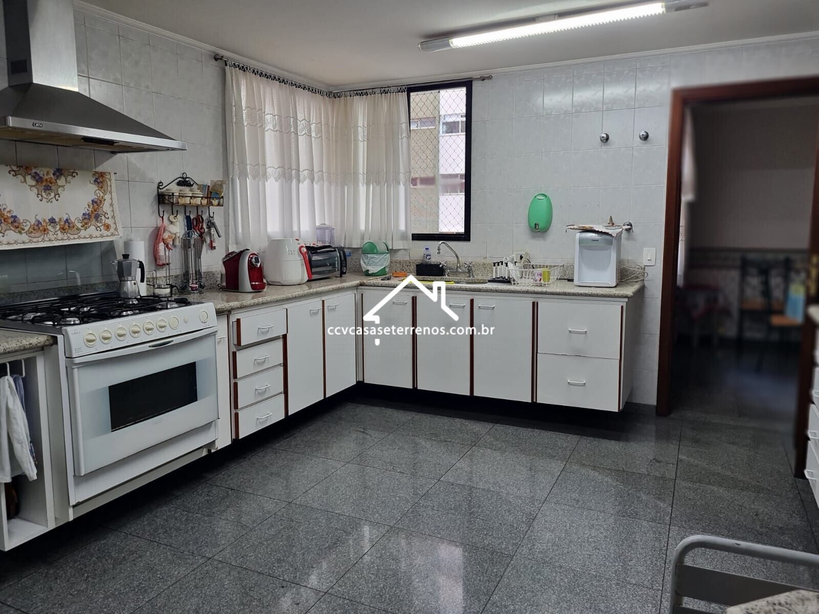 Apartamento para alugar, 252m² - Foto 2