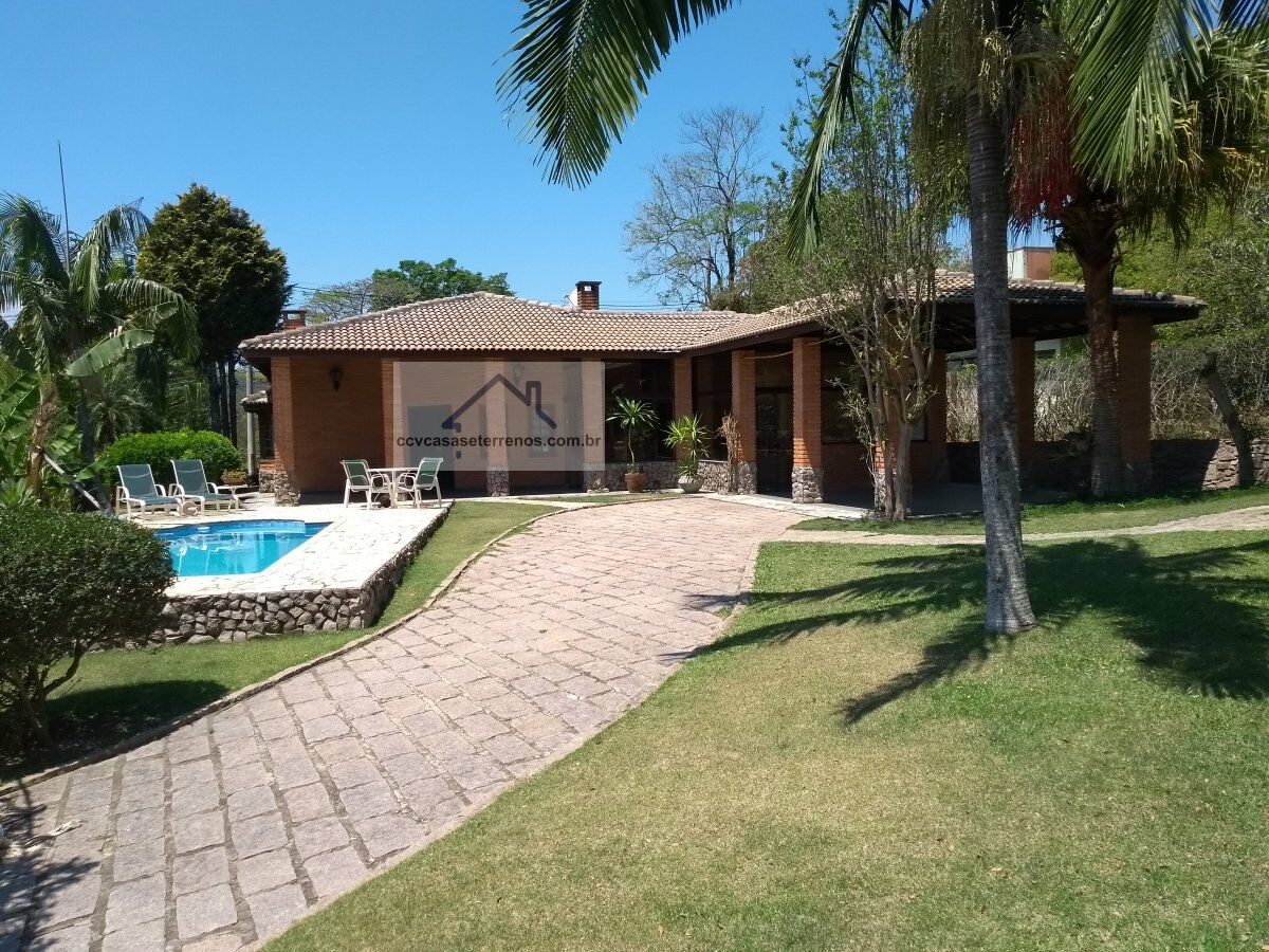 Casa de Condomínio à venda com 4 quartos, 265m² - Foto 1