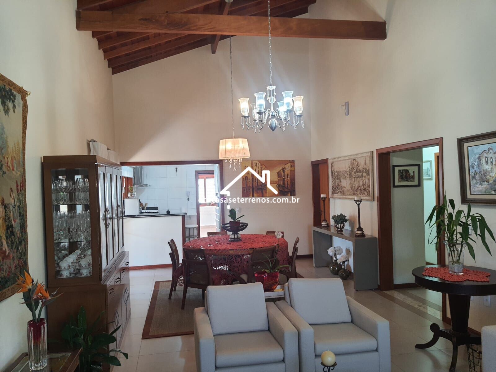 Casa de Condomínio à venda, 224m² - Foto 3