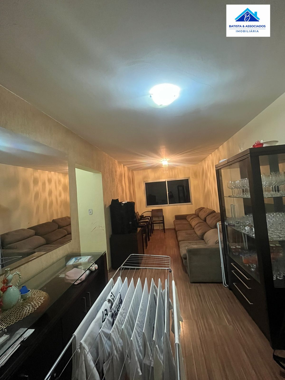 Apartamento à venda com 2 quartos, 75m² - Foto 1