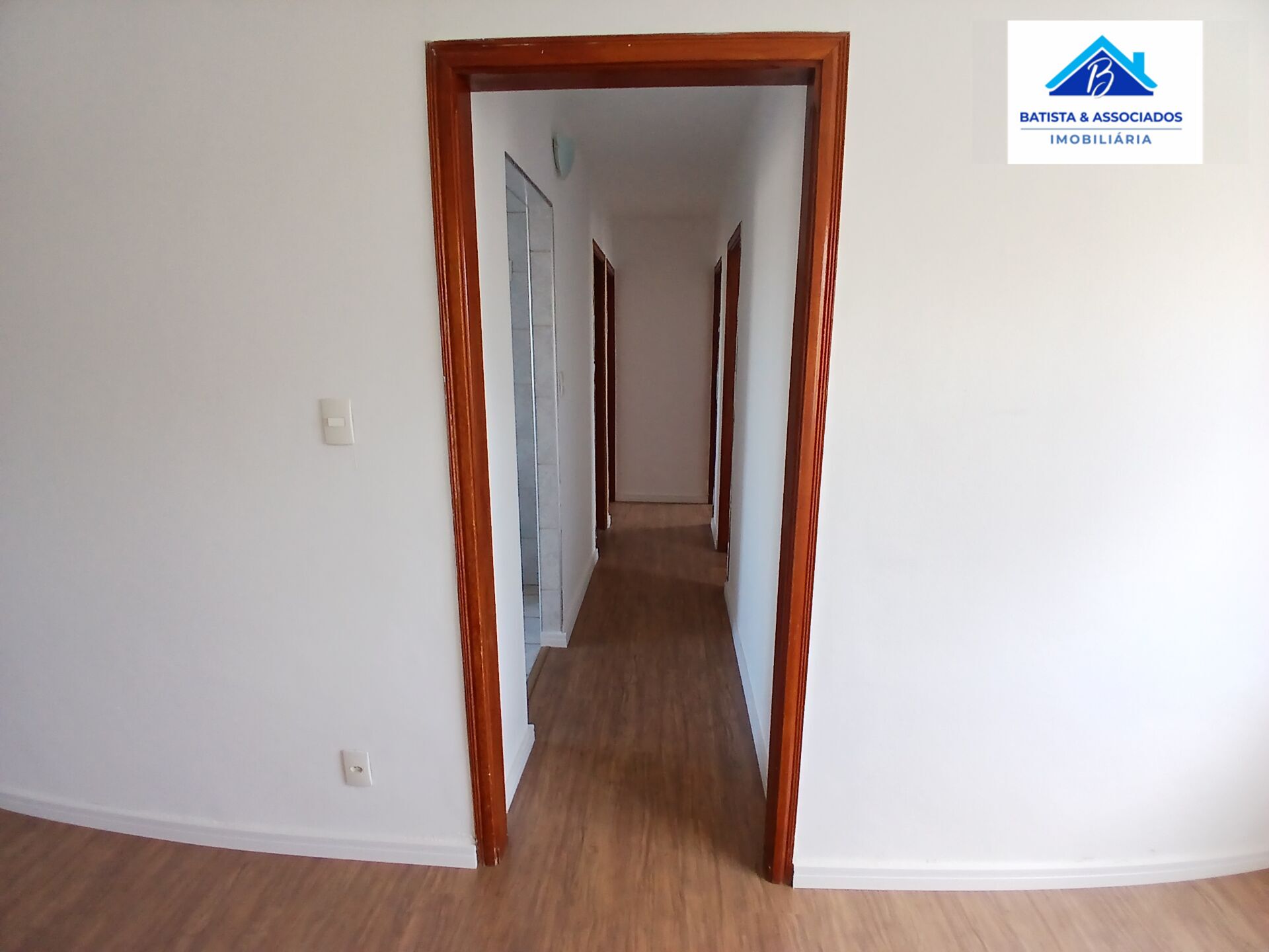 Apartamento à venda com 3 quartos, 75m² - Foto 7