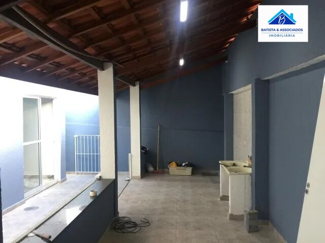 Casa à venda com 2 quartos, 200m² - Foto 12