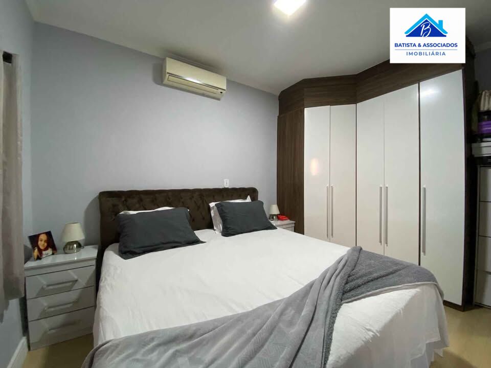 Casa à venda com 3 quartos, 370m² - Foto 10