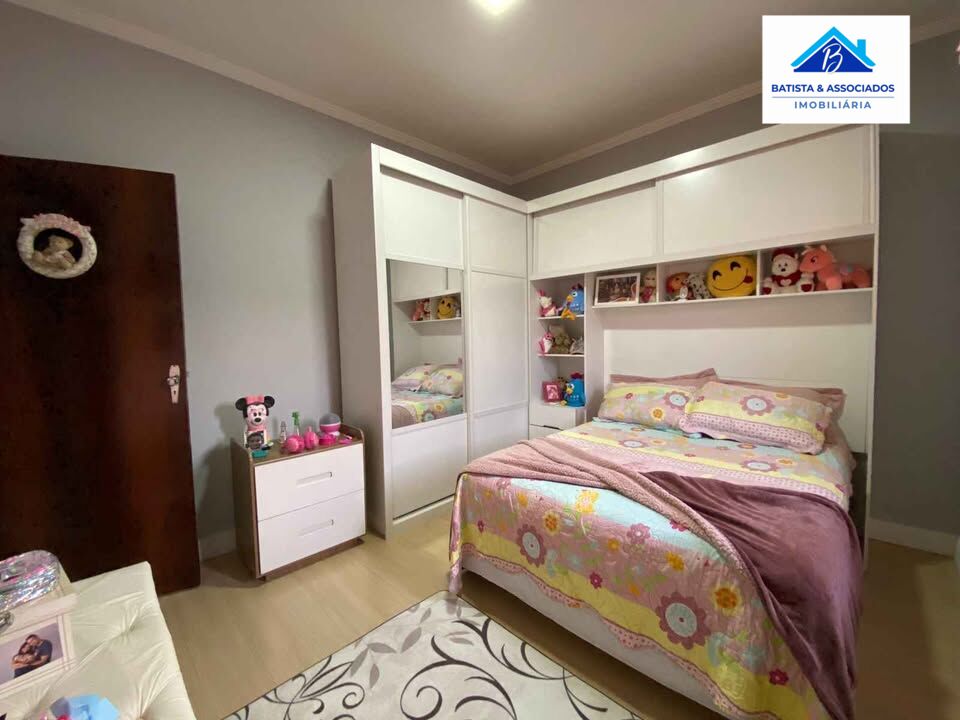 Casa à venda com 3 quartos, 370m² - Foto 8