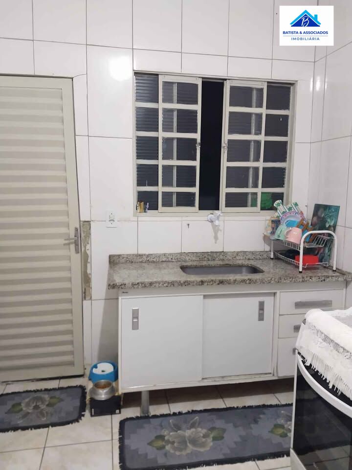 Casa à venda com 3 quartos, 370m² - Foto 19