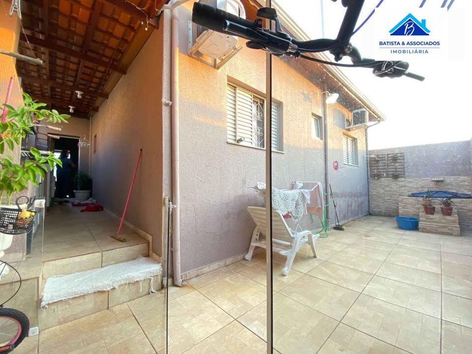 Casa à venda com 3 quartos, 370m² - Foto 16