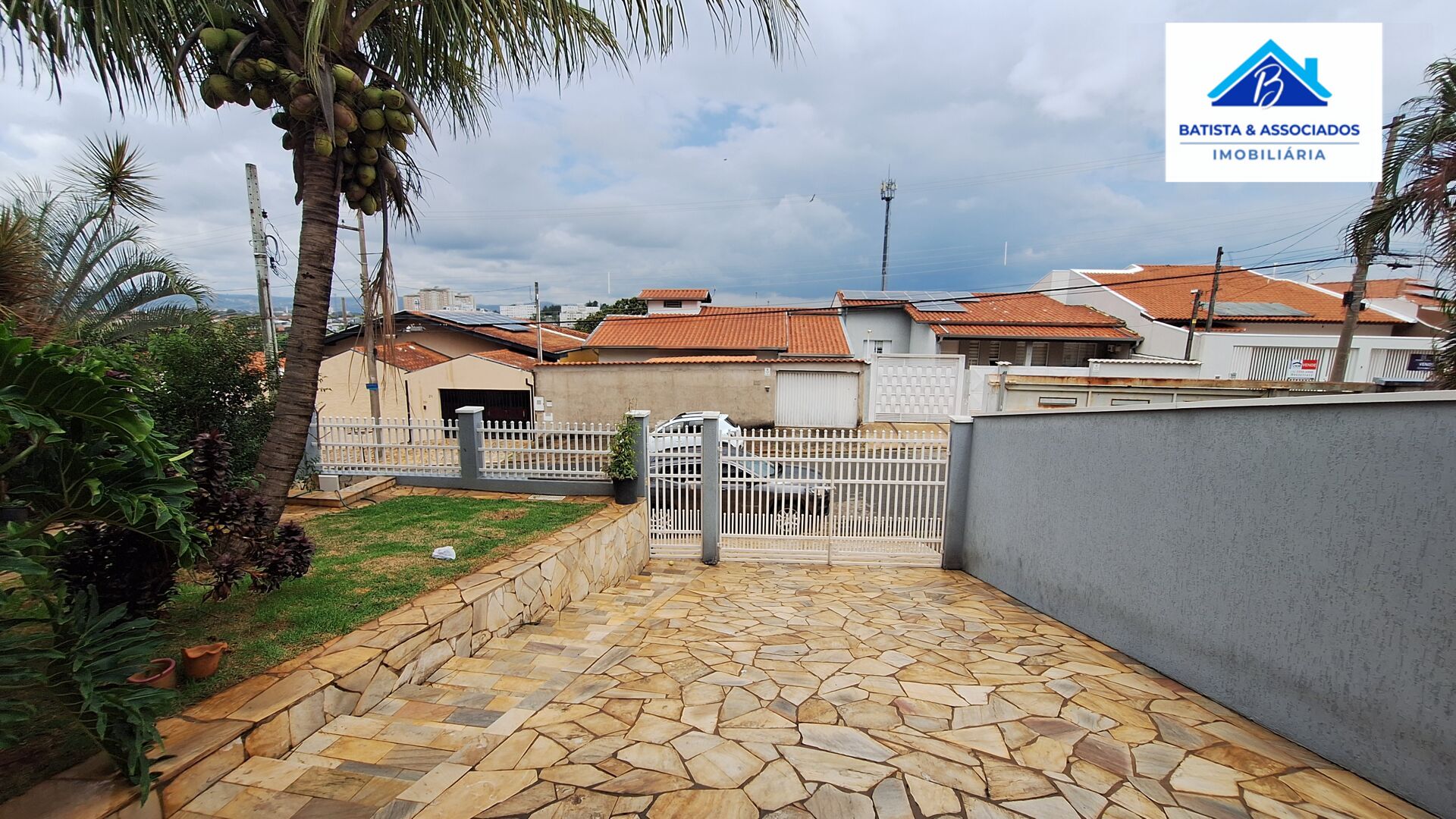 Casa, 3 quartos, 236 m² - Foto 2